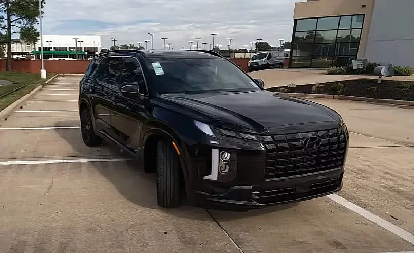 black 2024 Hyundai Palisade Calligraphy Night Edition 