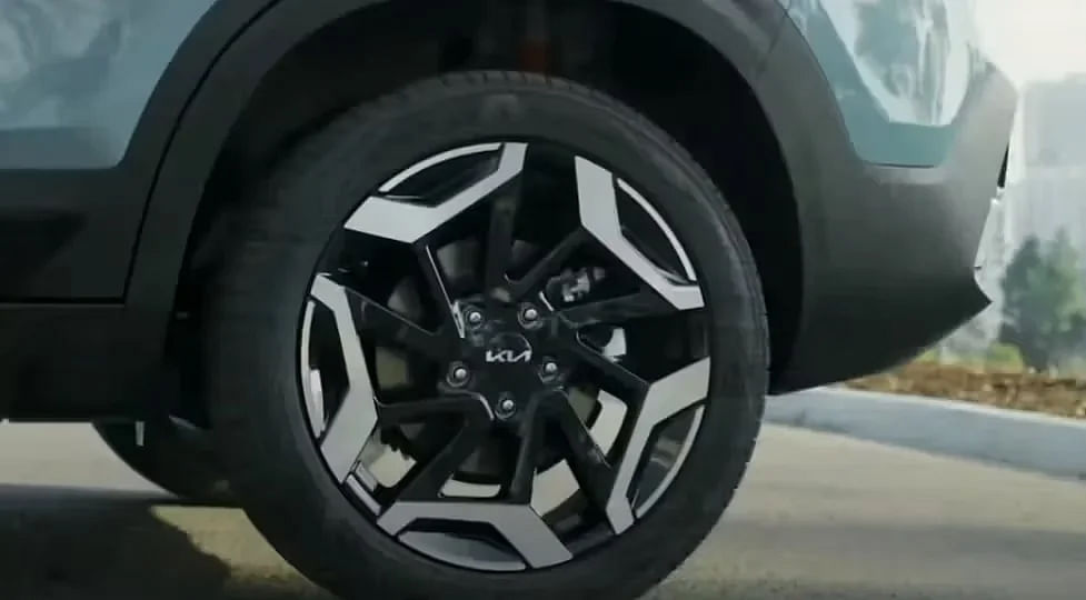 Kia Seltos Wheel