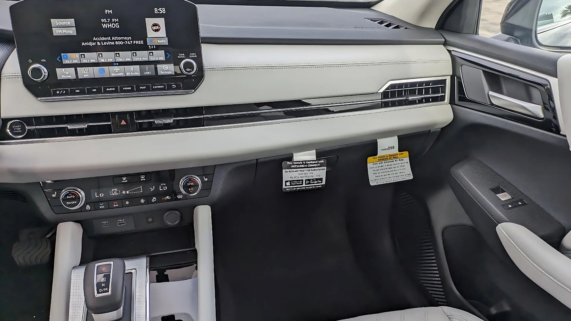 2024 Mitsubishi Outlander Interior