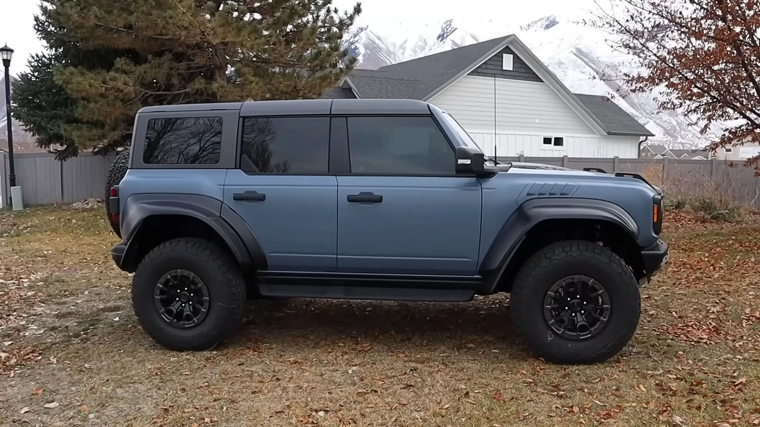 2024 Ford Bronco Raptor Side profile