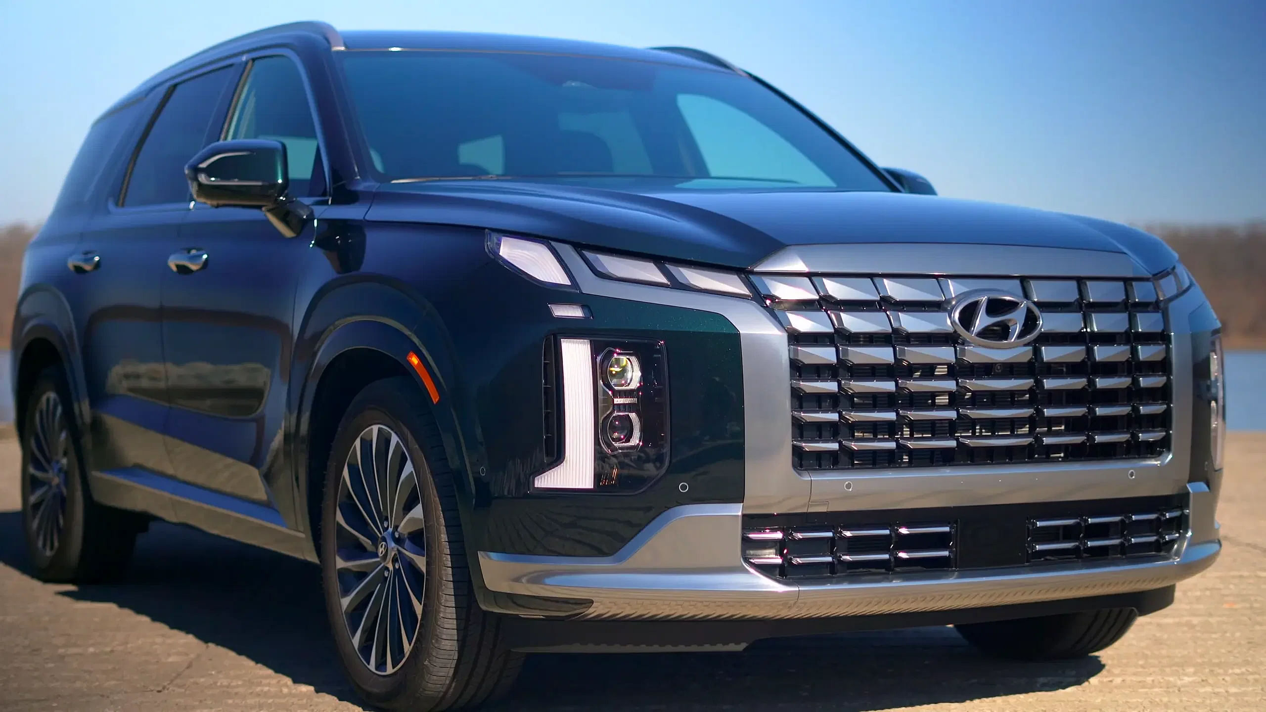 2024 Hyundai Palisade front view