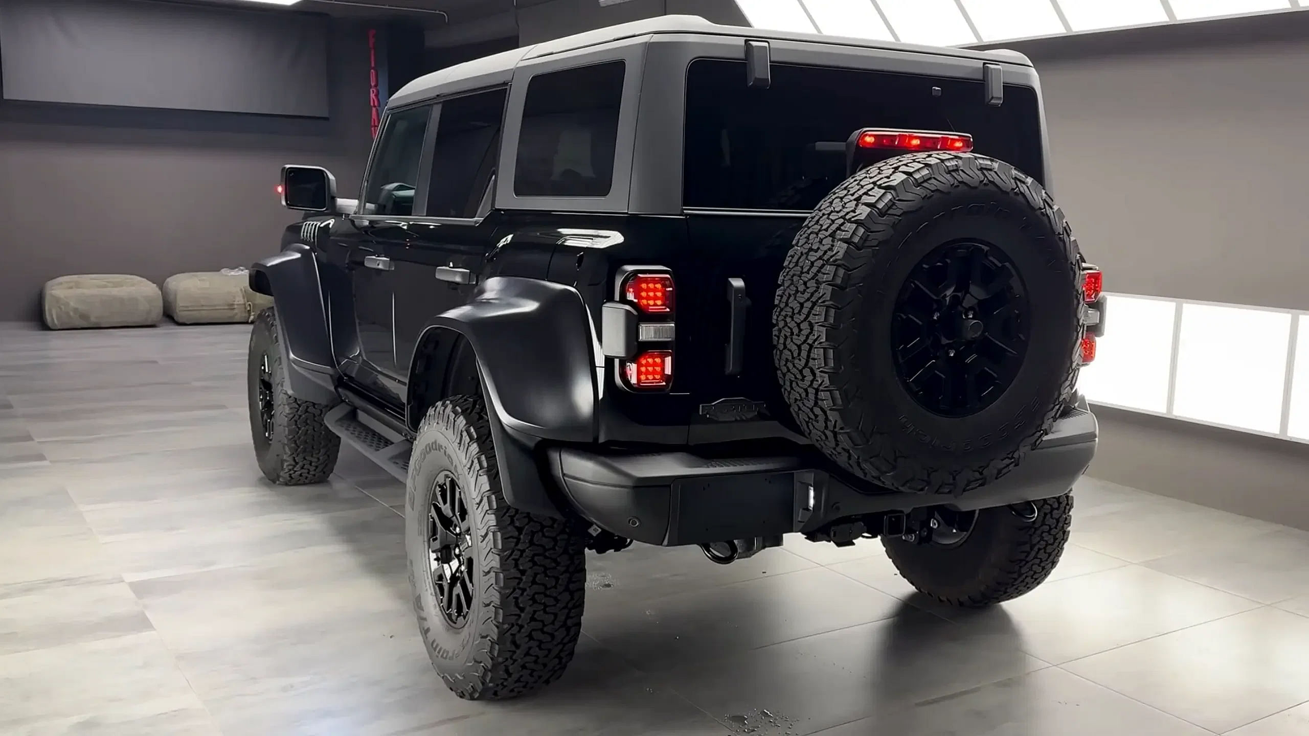 2024 Ford Bronco Raptor rear view